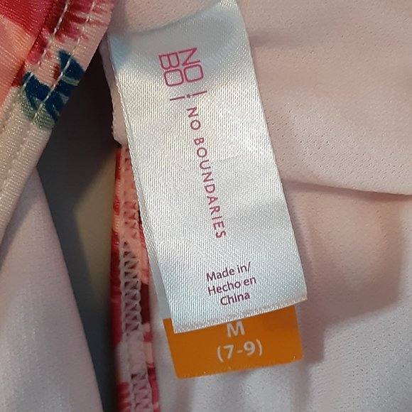 NWOT No Boundaries Juniors' Spring Bouquet Flounce Swimsuit Bikini Top - Picture 12 of 13